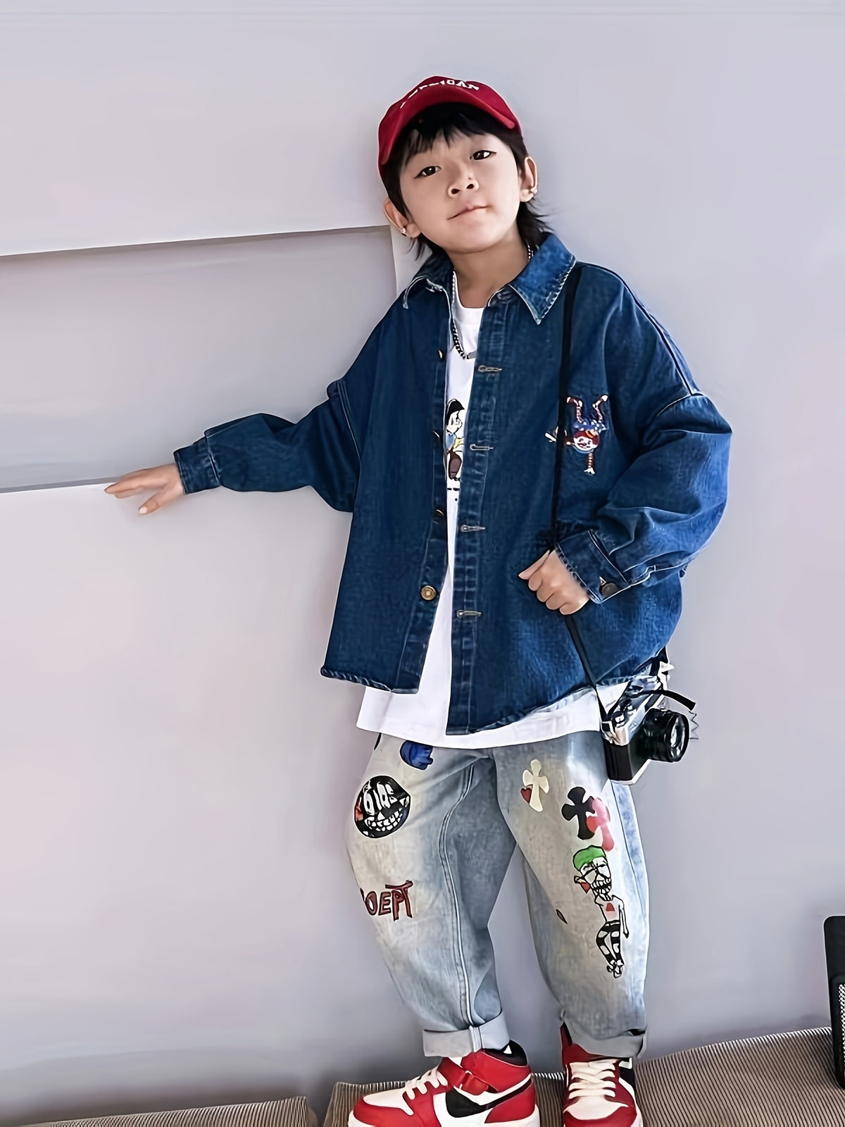 Male child labor clothing jeans spring and autumn styles 2025 new children's autumn clothing pants big boy, Boy Jeans, Buggy Pants Boy, Baggy Jeans Boy, Boy Pants, Children'S Everyday Pants, School Outfits, Relaxed Fit Jeans, Sturdy Children'S Wear, Hand