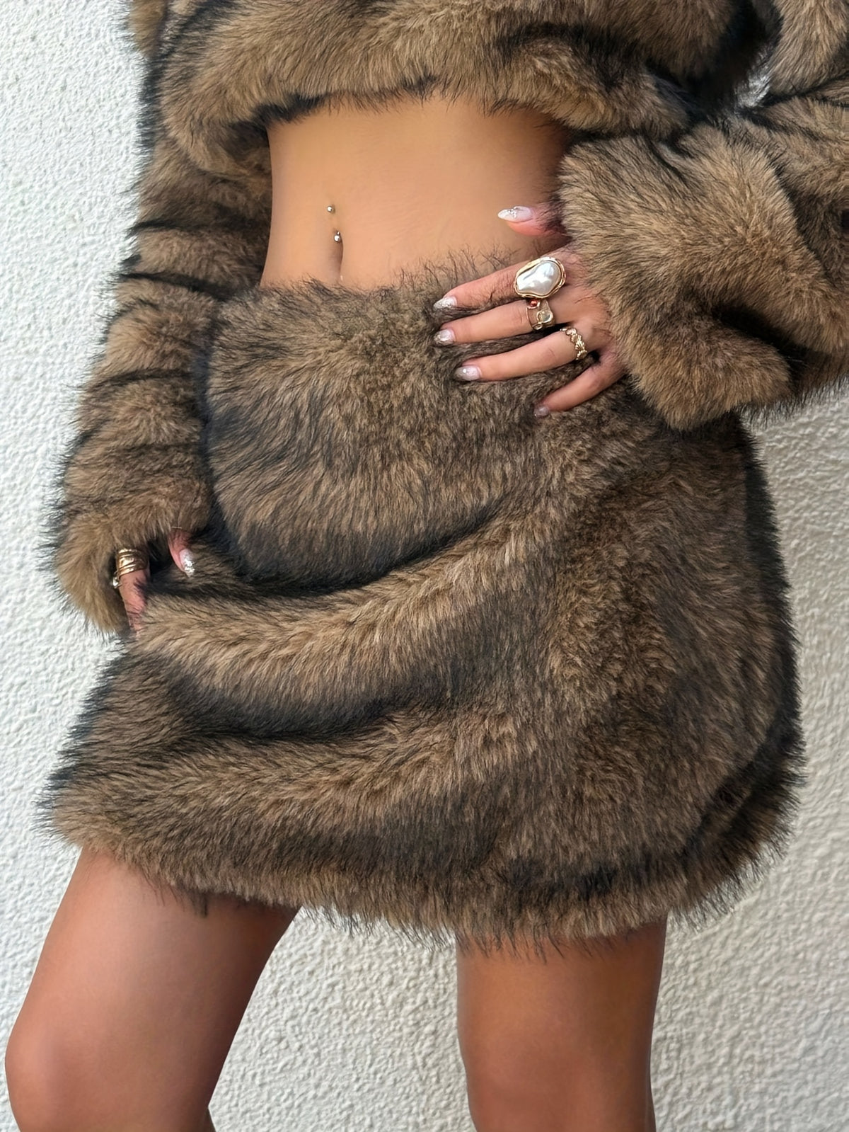 Women'S Retro Furry Mini Winter Skirt | Warm and Suitable for Parties and Nightclubs, Solid Color for Fall/Winter