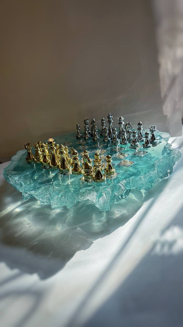 Crystal Luxury Chess