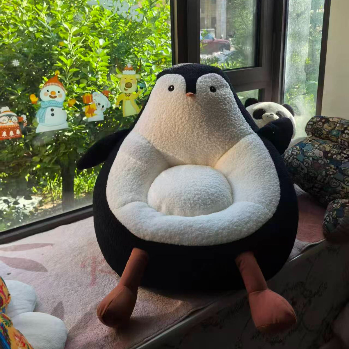 1pc Small Lazy Penguin Avocado Sofa - Creative Single Chair with Cute Penguin Design, Soft Cushioned Seat & Backrest, Durable Fabric, Manual Recliner Mechanism, Ideal For Living Room, Bedroom, Penguin Decor, Bedroom Furniture, Playful Design