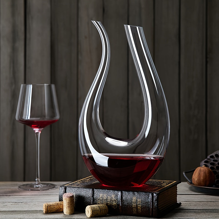 A 1200Ml Uniquely Designed Decanter for Home Use, Made of Commercial-Grade Crystal Glass, Featuring a U-Shape And a Harp-Like Design, Ideal for Serving Red Beverages.