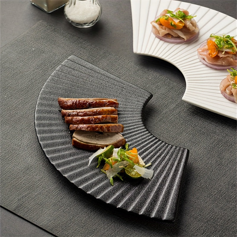 1pc Hotel Tableware Creative Fan Stripe Japanese Shaped Dish, Japanese Sushi Inventory Heart Dish, Household Platter for Western Food, Contemporary Art Design, Painted Finish, Perfect for Easter & Thanksgiving