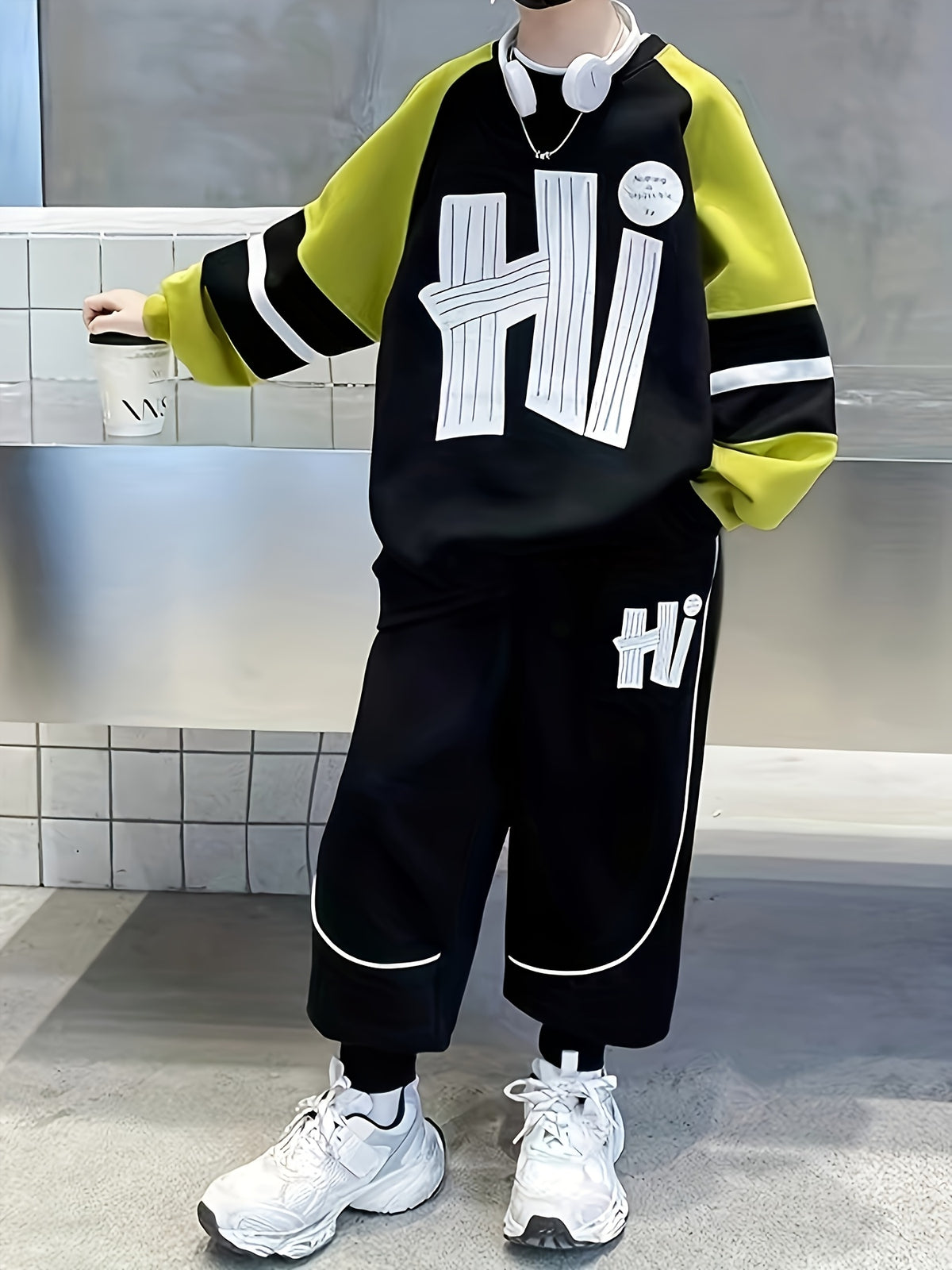 Boys' 2pcs Set, Spring/Autumn Medium-Large Size Sports Casual Comfortable Letter Print Raglan Sleeve Contrast Hoodie + Elastic Waist Side Pocket Pants Outfit, Perfect for Outdoor