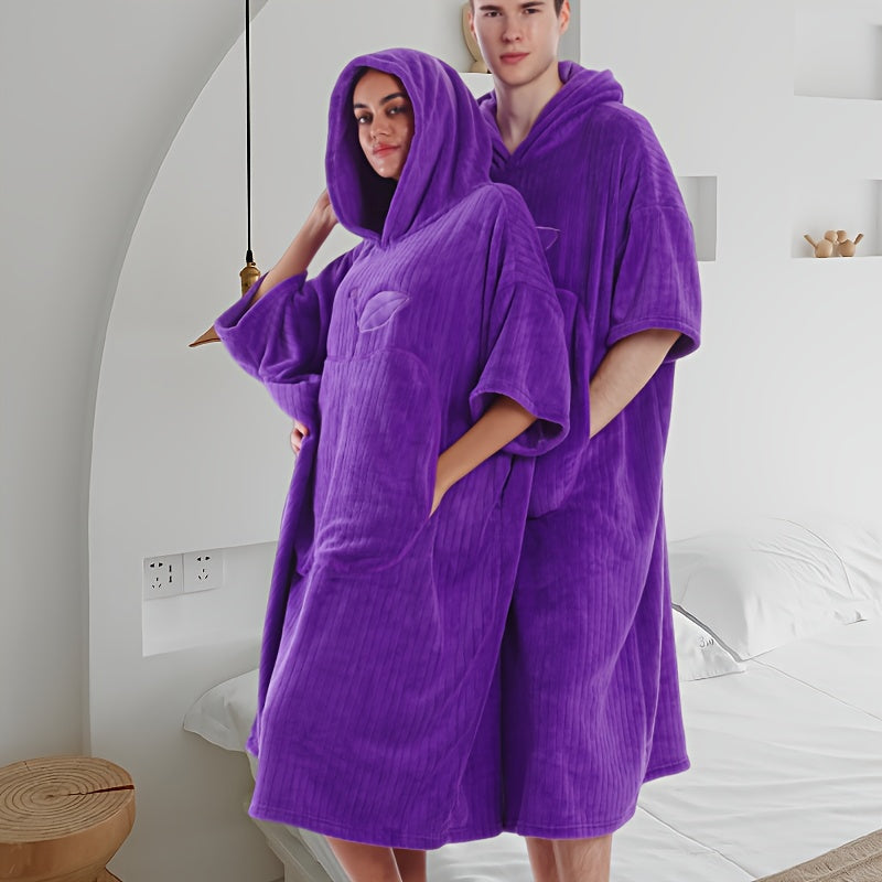 A Wearable Bath Towel, a Cute Hooded Soft Shower Dress for Men And Women, Featuring an Apple Shape with Pockets, Adjustable for Home And Travel Use.