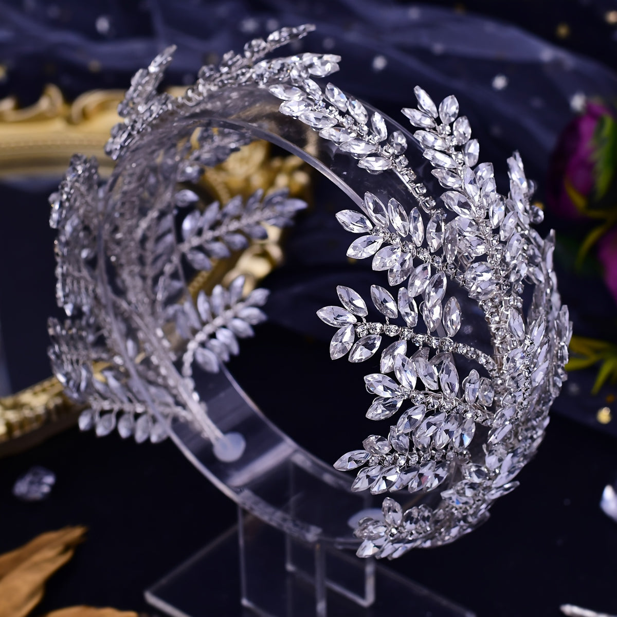 1pc of Handmade Wedding Dress Crown Headpiece for Brides, Adorned with Rhinestones, Suitable for Cosplay And Birthday Parties HP418.
