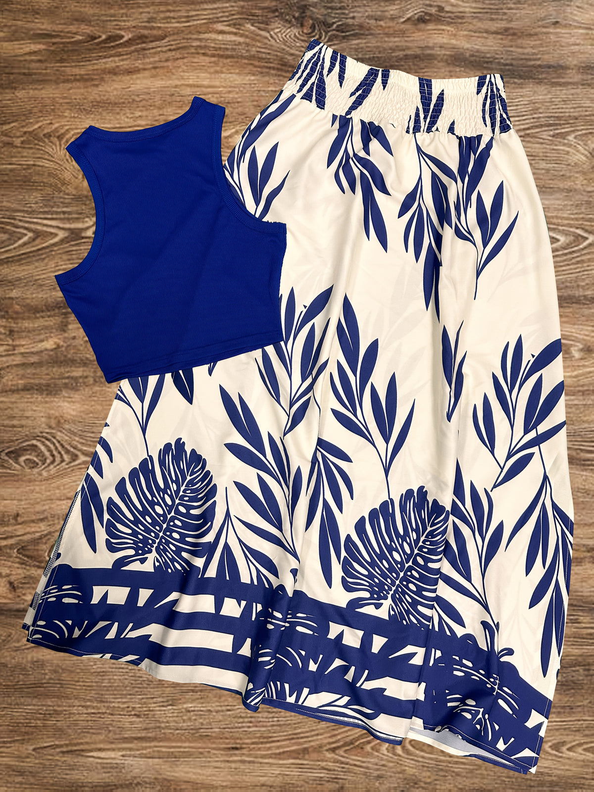 2pcs Set Summer Women's Casual Vacation Tropical Print Half Skirt and Solid Sleeveless Top M11