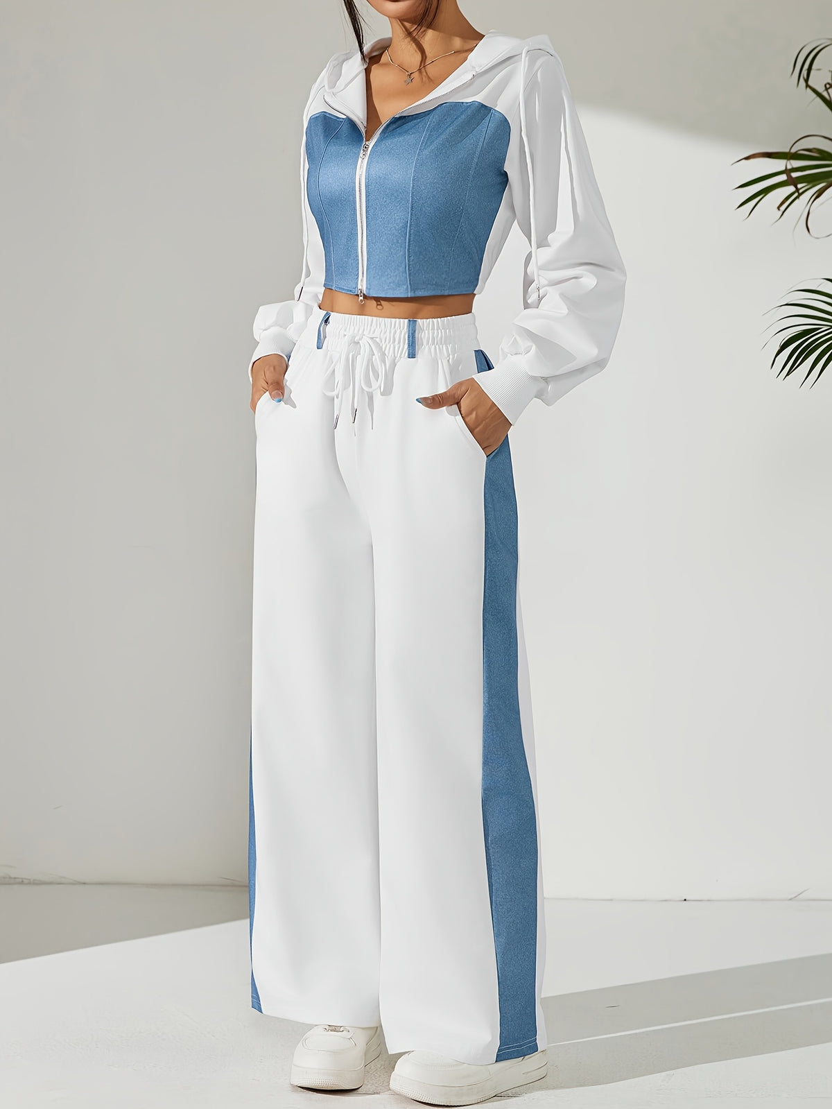 Women'S Suit Featuring a Two-Piece Set with Contrasting Colors, a Short Zip-Up Jacket with Long Sleeves for Spring And Autumn, Paired with Straight-Cut Elegant Casual Pants