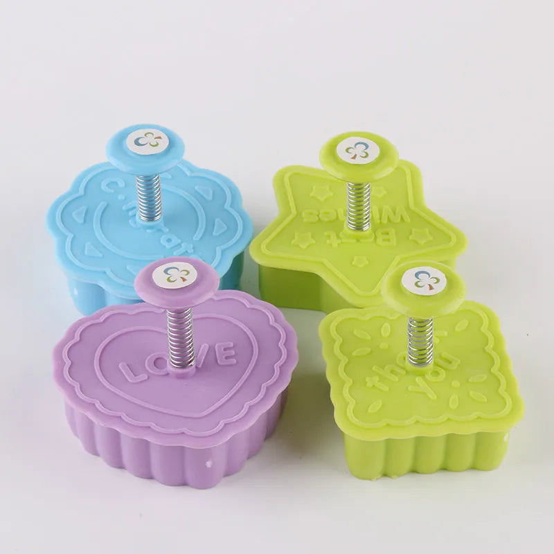 4pcs DIY Bake Mold  Star heart Lion Shaped 3D Cookie Cutter Biscuit Cake Molds Animal Cartoon Sugarcraft Decor Kitchen Tool GYH