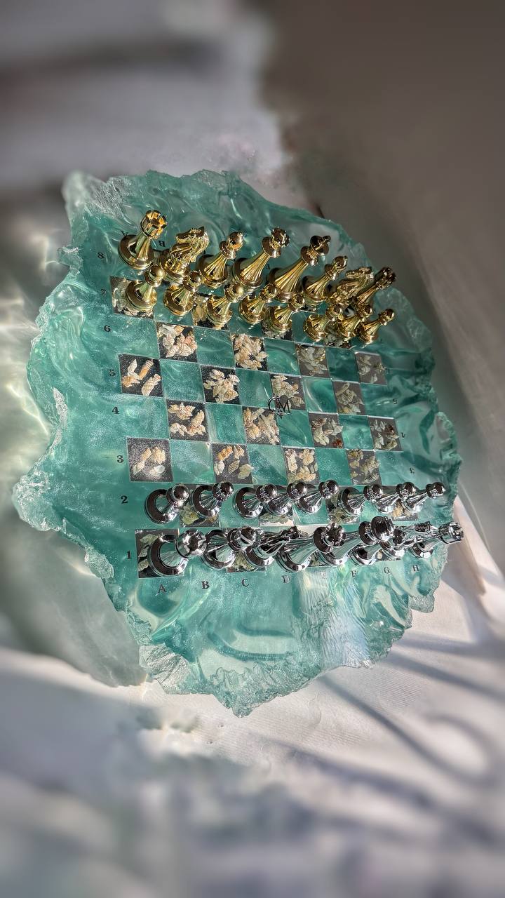 Crystal Luxury Chess