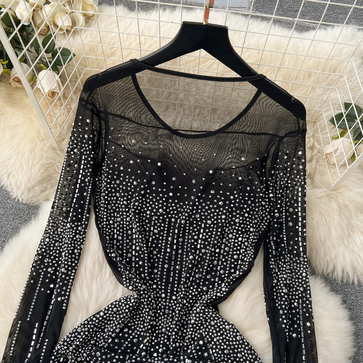 SINGREINY 2024 New Fashion Bodycon Long Dress Europen O Neck Long Sleeve Feather Female Senior Mesh Transparent Diamonds Dress