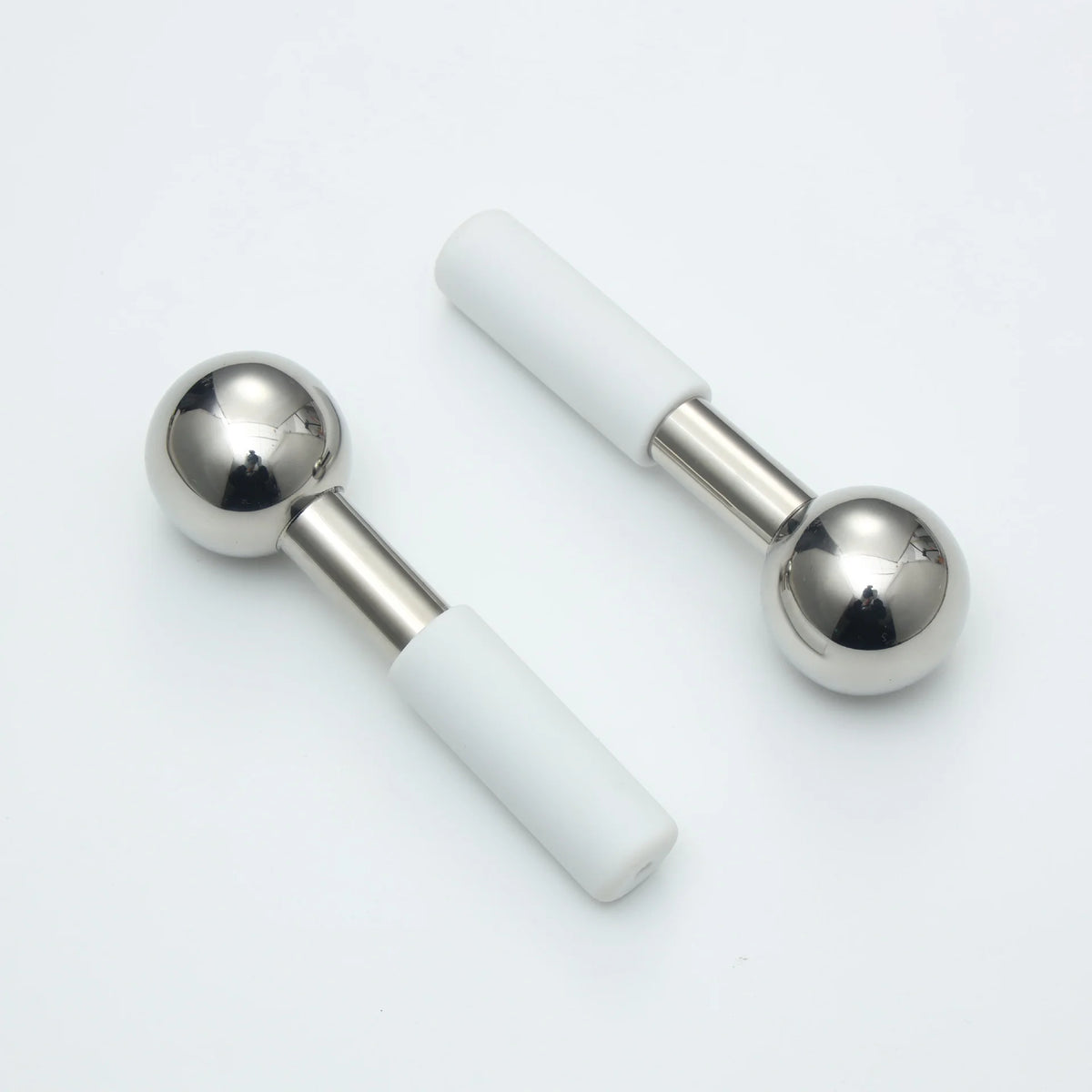 Mini 2pcs Ice Globes Stainless Steel Cryo Sticks for Face Eye Facial Cold Roller Cooling Globe for Puffiness Wrinkle Dark Circle