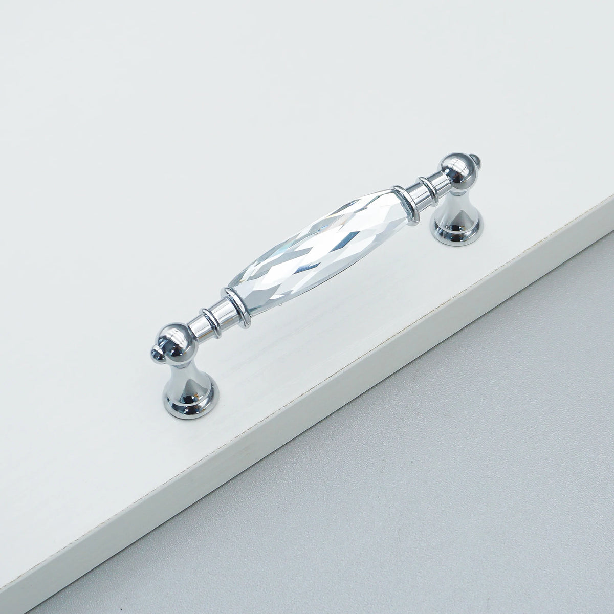 Gold Chrome Cabinet Handles Drawer Single Hole Knobs Luxury Wardrobe Dresser Pulls Modern Kitchen Accessories Furniture Hardware