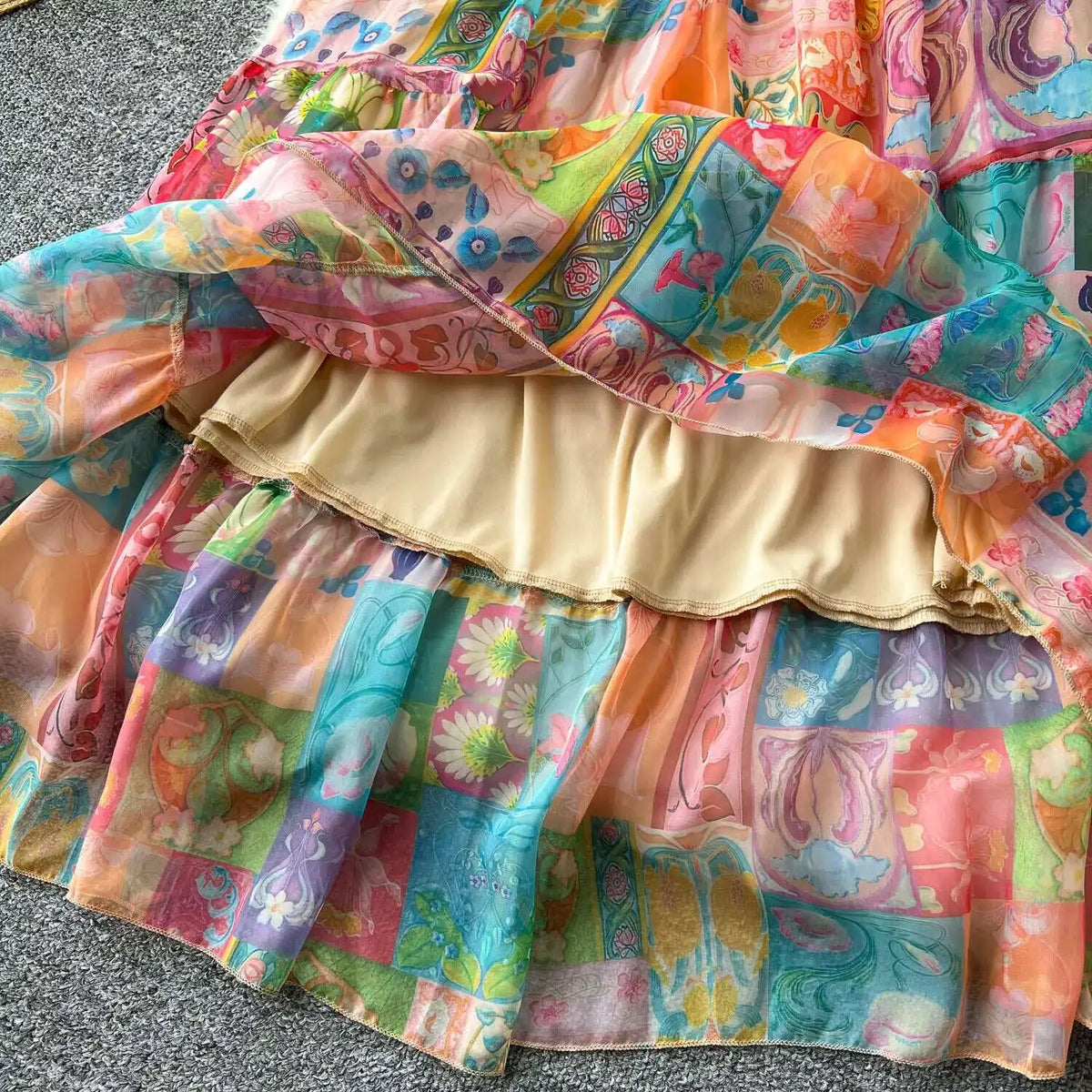 XFPV 2025 Spring New Fashion High-end V-neck Lantern Sleeves High Waist Print Swing Ruffle Edge Chiffon Long Dress Women SM11517