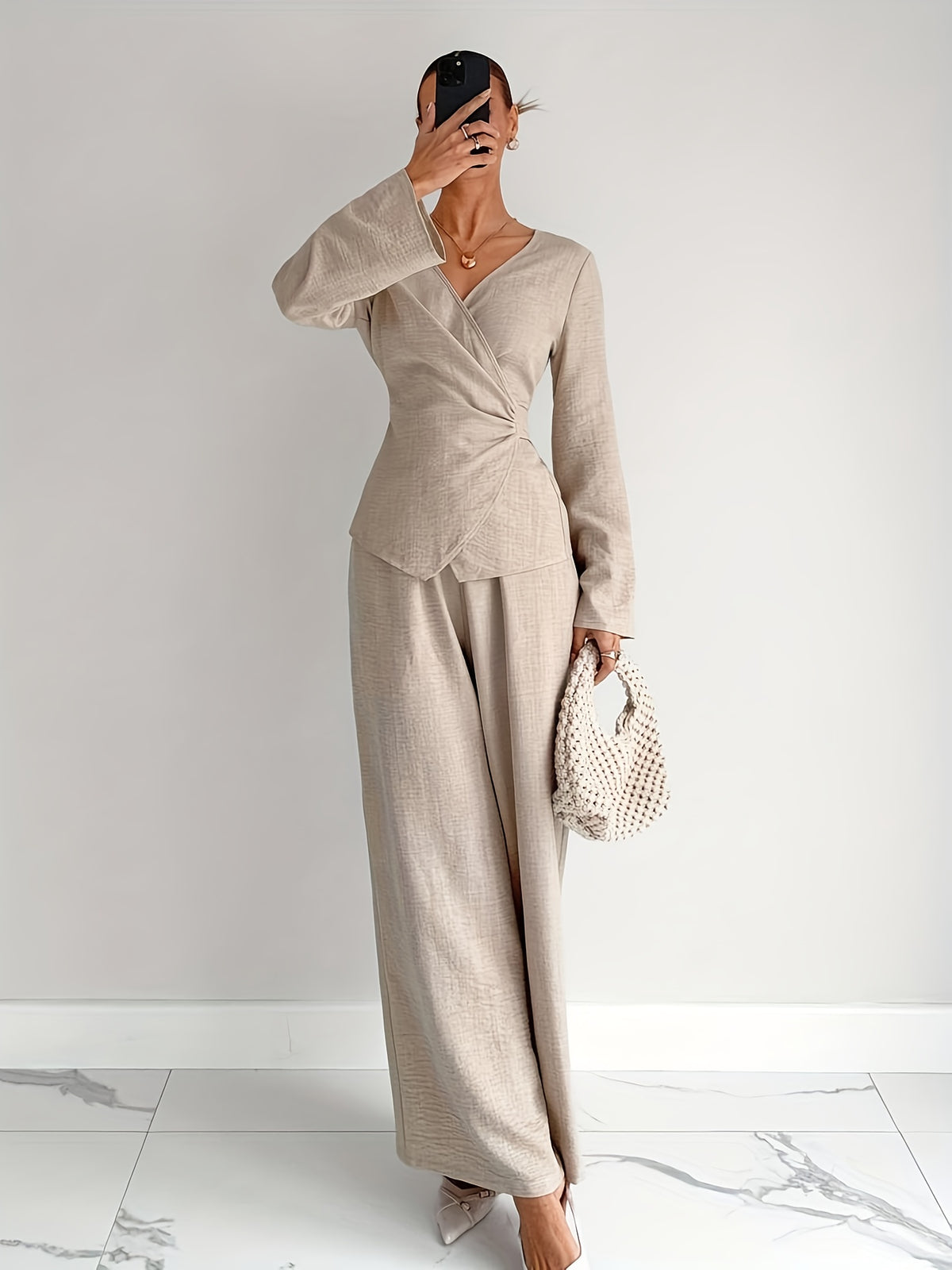 New Autumn Waist-Cinching Shirt Set, Elegant Two-Piece Shirt and Casual Suit, Teacher's Day Travel Airport Outfit, Moderate Two-Piece Set, Comfortable Two-Piece Set, Suitable for Daily Casual Commuting Wear, French-Style Korean Elegant Long Set